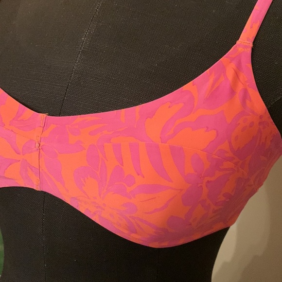 L*Space Fused Alec Top - Picture 3 of 9